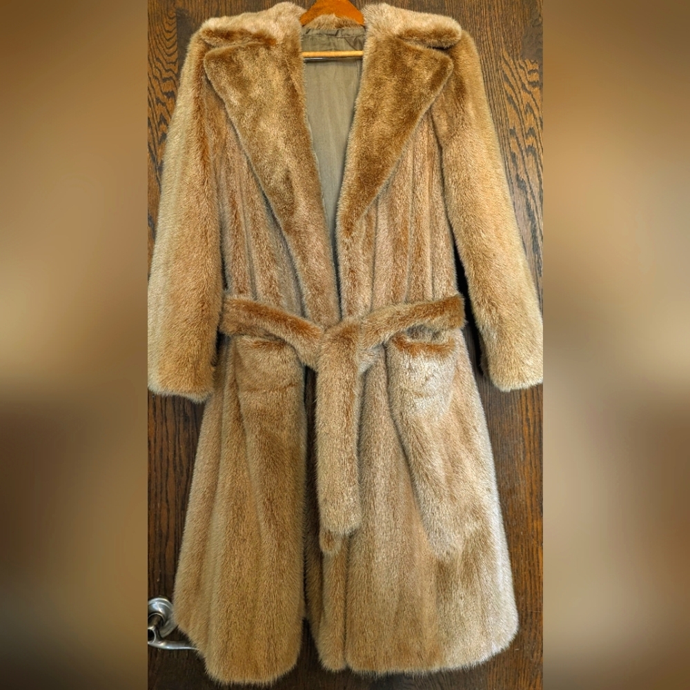Vintage Edward Lowell Beverly Hills Tan Full Length Fur Coat. **FREE SHIPPING**